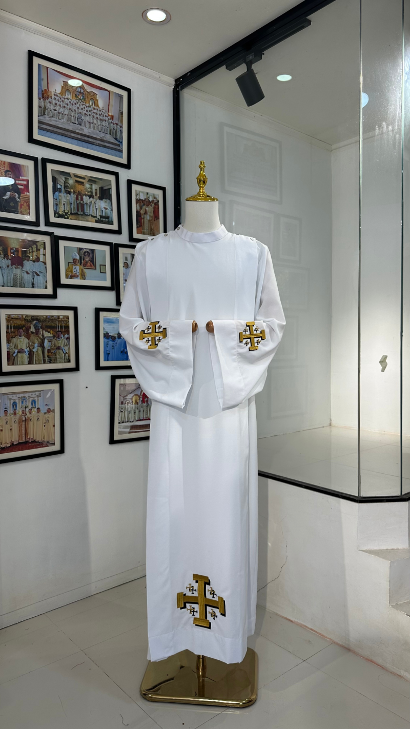 EMBROIDERED ALB DESIGN (AVA-JERUSALEM-0001)